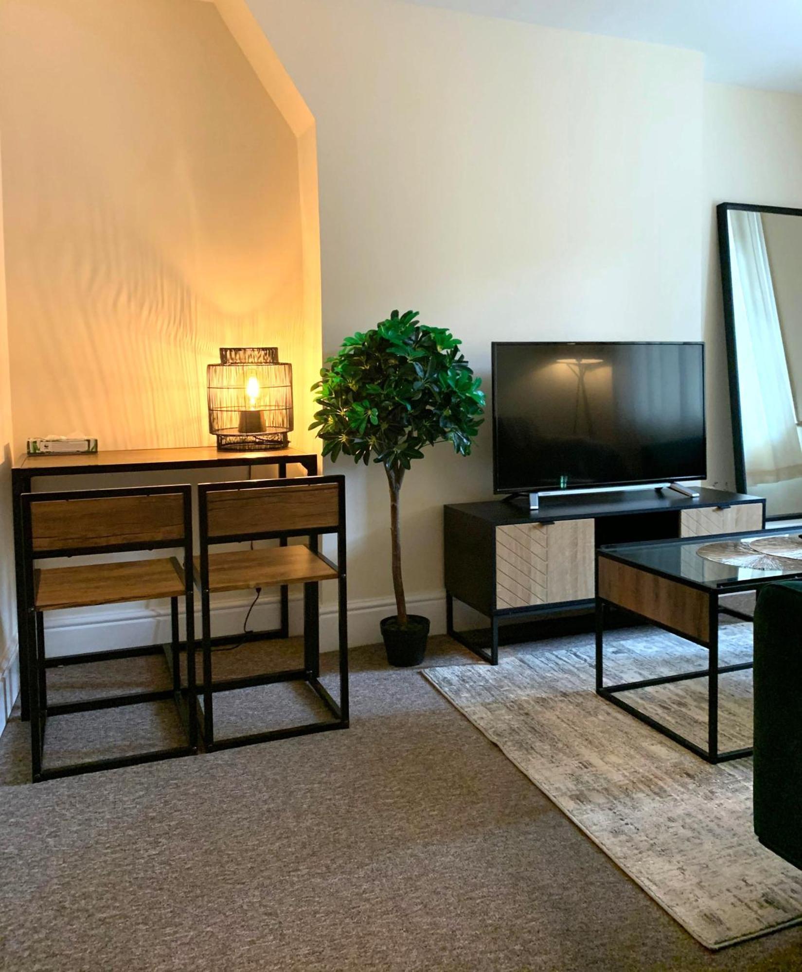 Entire Apartment Tonbridge Centre Zewnętrze zdjęcie